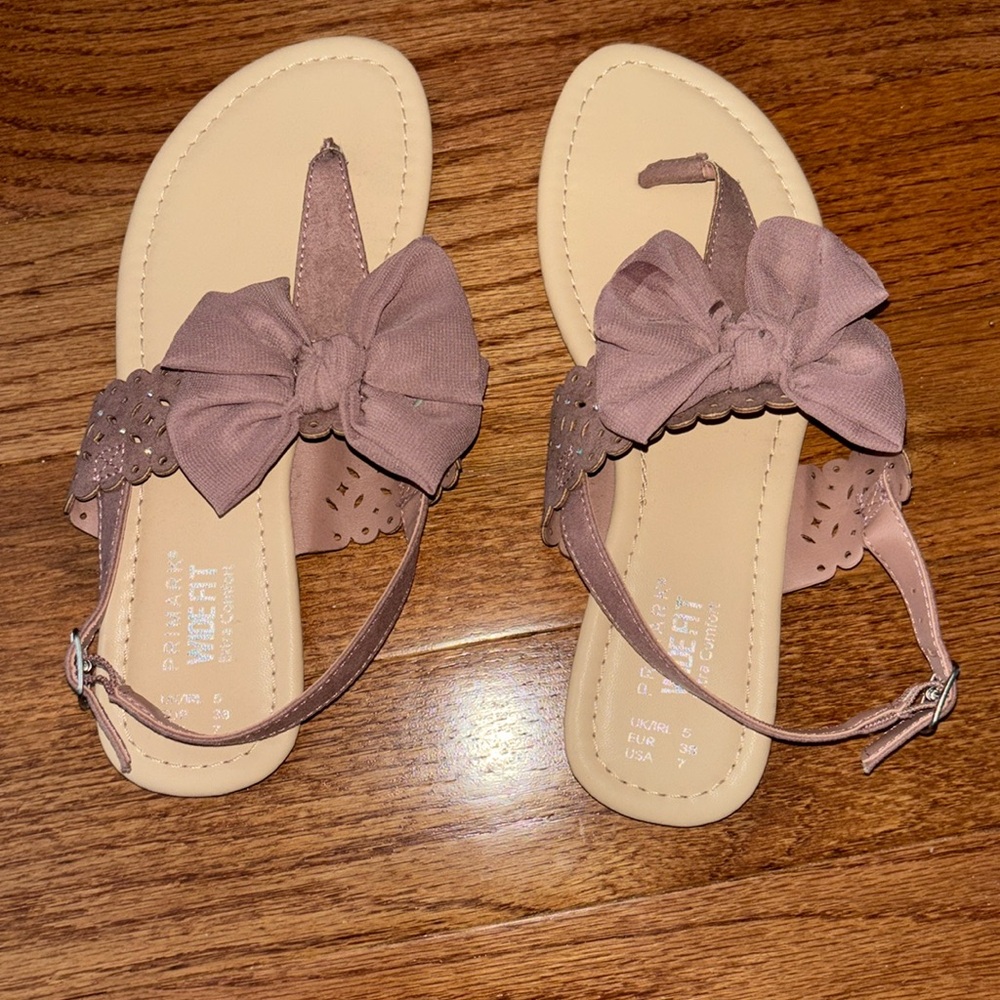 Sandal